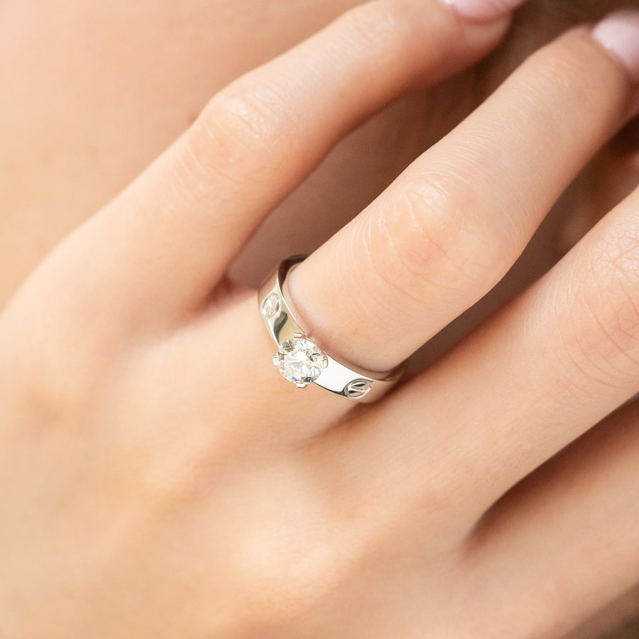 แหวน Cartier Love solitaire Ring, 0.35 ct. G VVS1 brilliant-cut diamond 18K White Gold Size 50# (Used) #vrcar 7251
