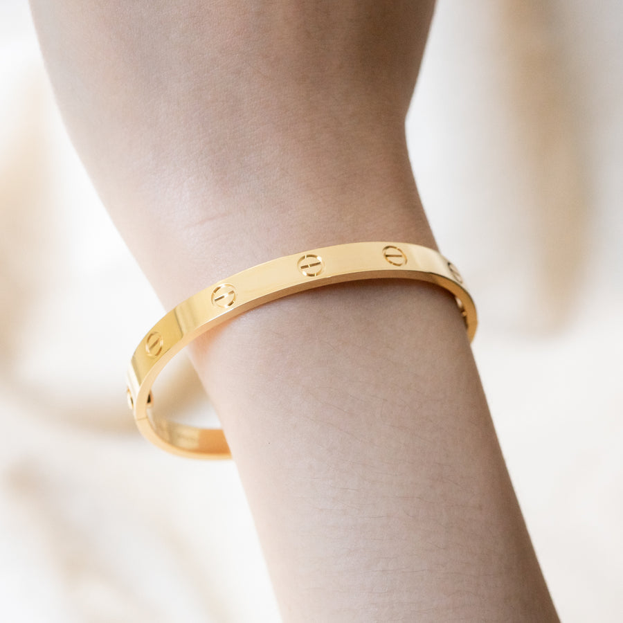 กำไลข้อมือ Cartier Love Bracelet 18K Yellow Gold Size 16# (Used) #vrcab 7529