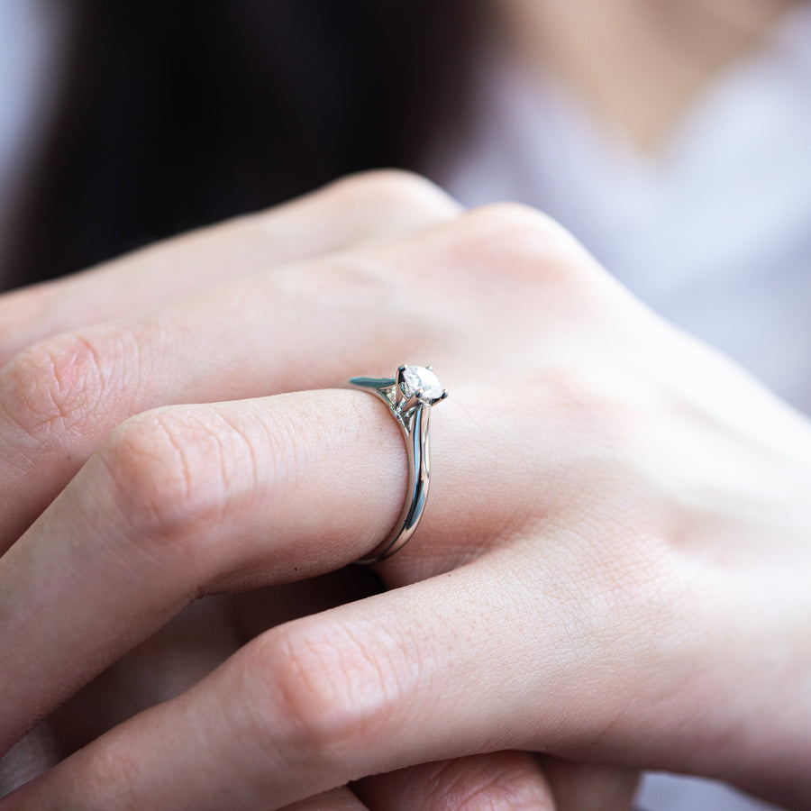 แหวน Cartier 1895 Solitaire ring 0.37ct G VVS2 Platinum950 Size 49# (Used) #vrca 0951