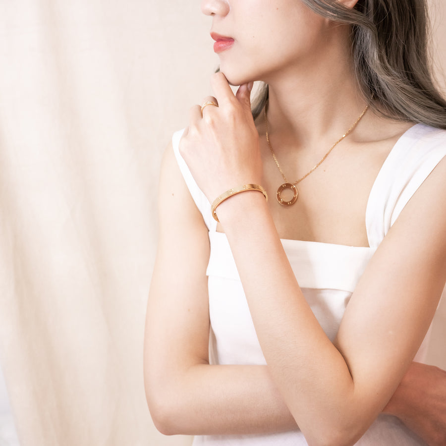 กำไลข้อมือ Cartier Love Bracelet 18K Rose Gold Size 18# (Used) #vrcab 7349