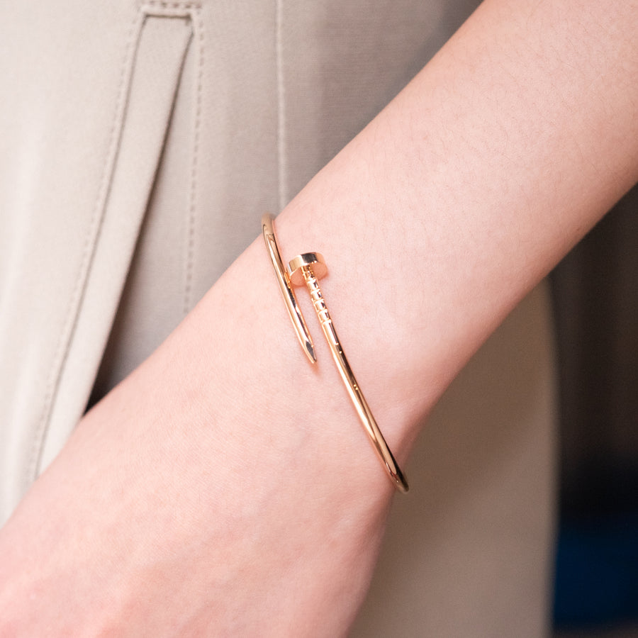 กำไลข้อมือ Cartier Juste Un Clou Bracelet, small model 18K Rose Gold Size 18# (Used) #vrcab 7525