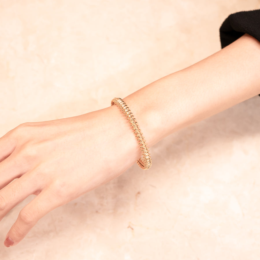 **Hold k.DA**กำไลข้อมือ Cartier Clash de Cartier bracelet, small model 18K Rose Gold Size 16# (Used) #vrca 1039