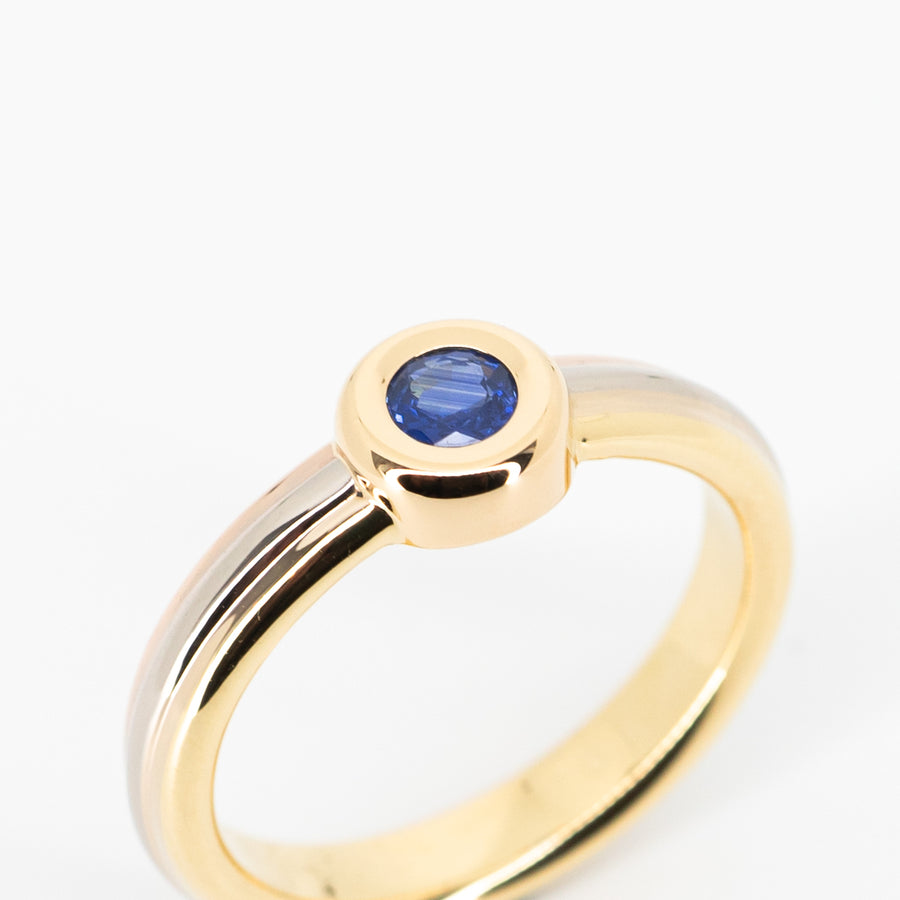 แหวน Vintage Cartier Monostone ring, Trinity Blue Sapphire 18K 3 Colors Size 50# (Used) #vrcarim 5436