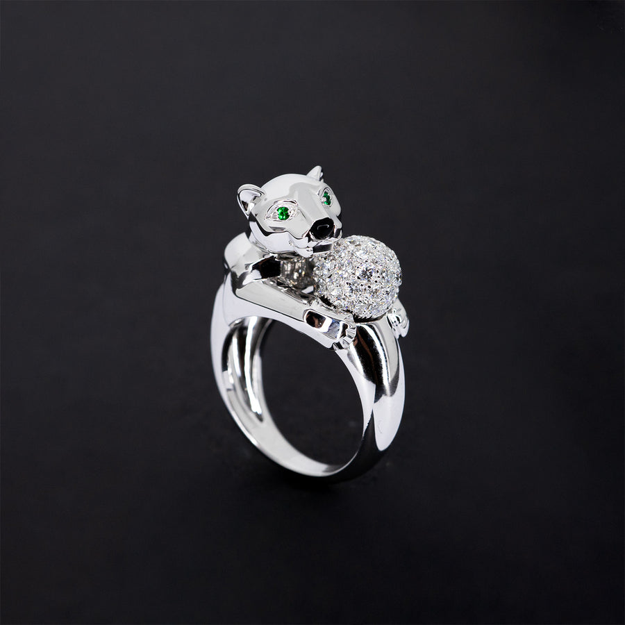 แหวน Cartier Panthere de Cartier with Diamonds Onyx Emerald Ring 18K White Gold Size 54# (Used) #vrca 0935
