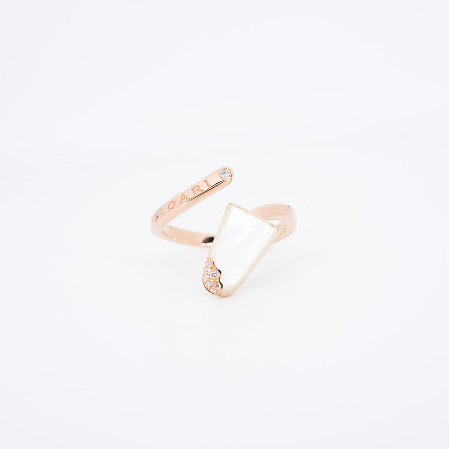 แหวน Bvlgari Gelati Ring, White Mother-Of-Pearl and Diamonds #TU 18K Rose Gold Size 57# (Used) #vrbvr 5905