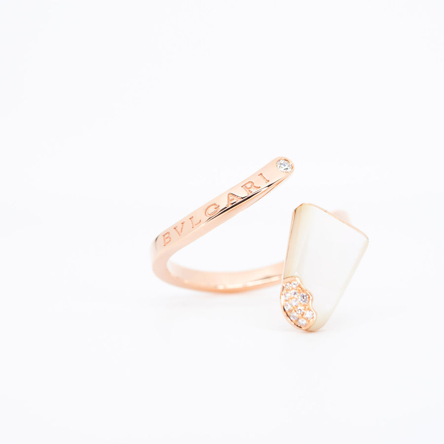 แหวน Bvlgari Gelati Ring, White Mother-Of-Pearl and Diamonds #TU 18K Rose Gold Size 57# (Used) #vrbvr 5905