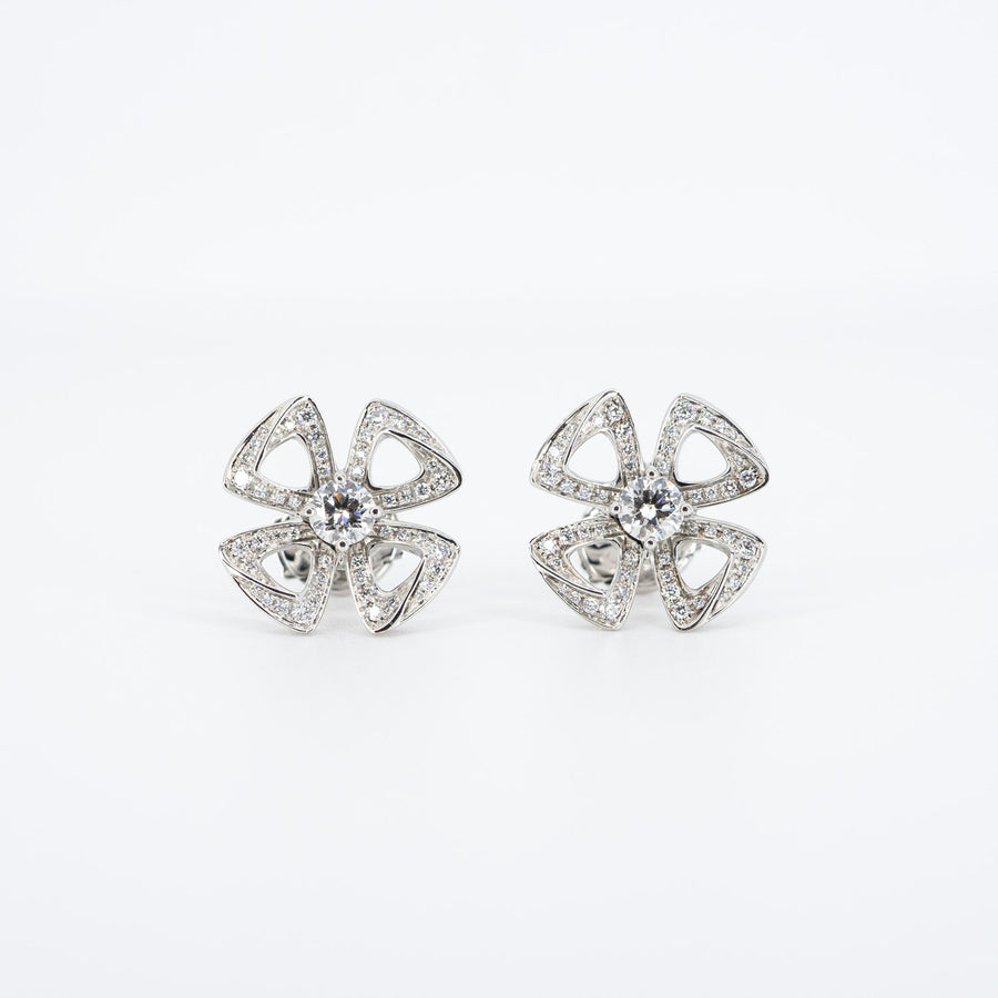 ต่างหู Bvlgari Fiorever Earrings, set with two central diamonds and pavé diamonds 18K White Gold (Used) #vrbv 0625