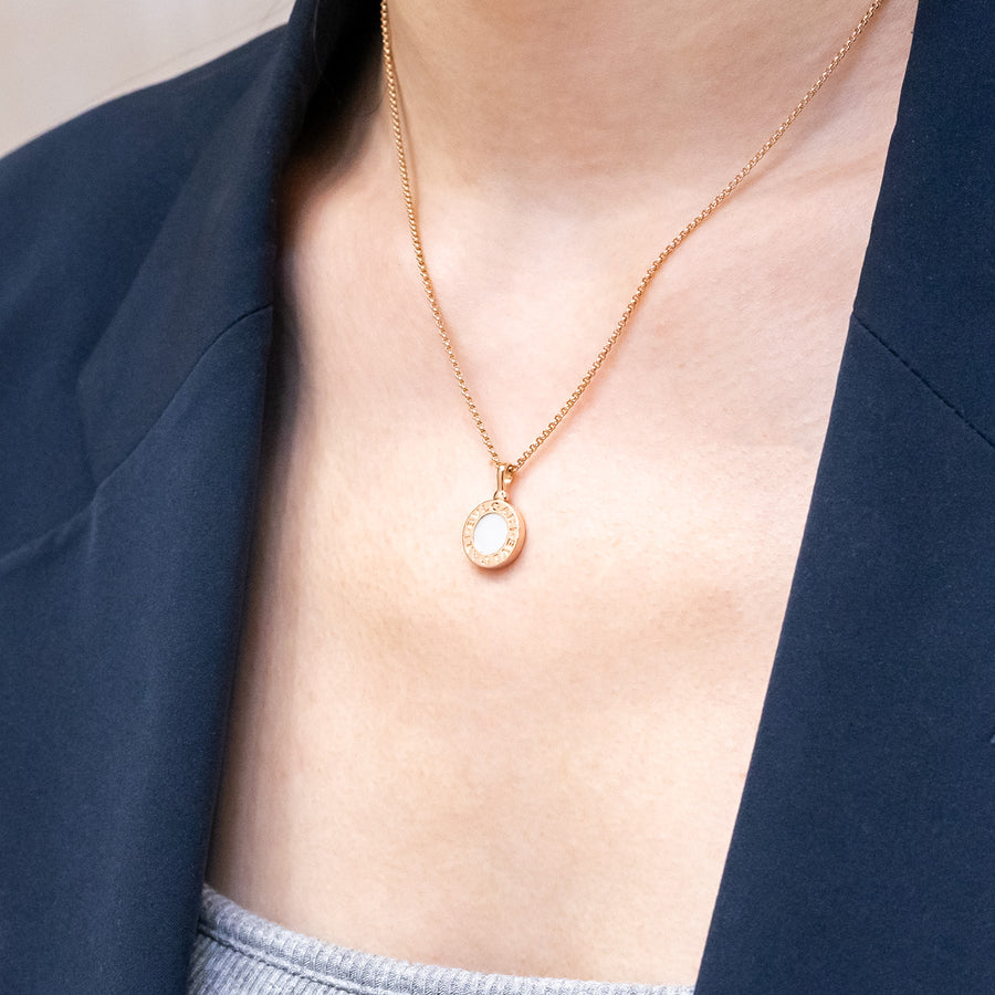 สร้อยและจี้ Bvlgari Bvlgari Bvlgari Necklace with 18 kt rose gold chain and pendant set with mother-of-pearl elements 18K Rose Gold Size 42-44cm.# (Used) #vrbvnlimt 5927