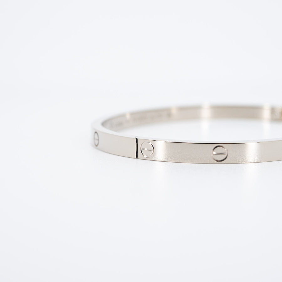 กำไล Cartier Love Bracelet SM #T4 18K White Gold Size 16# (Used) #vrcab 6122