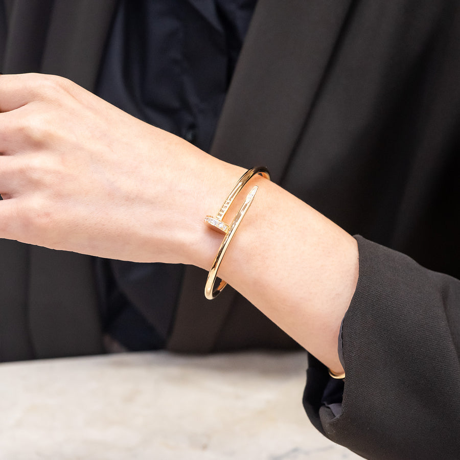 **hold k.b** กำไลข้อมือ Cartier Juste Un Clou Bracelet with Diamonds 18K Rose Gold Size 15# (Used) #vrca 0918