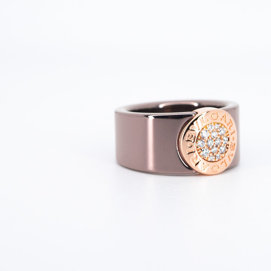 แหวน Bvlgari Bvlgari Ring with Diamonds in Rose Gold and Cermet 18K Rose Gold Size 53# (Used) #vrbvrim 6166