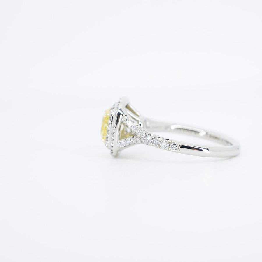 แหวน Tiffany & Co. Tiffany Soleste Cushion-cut with Yellow Diamond 1.09 Carat Halo in Platinum&Yellow Gold (Solitaire Ring) Size 49# (Used) #vrtilrf 6433