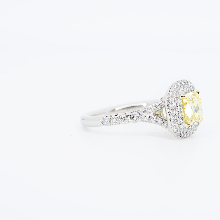 แหวน Tiffany & Co. Tiffany Soleste Cushion-cut with Yellow Diamond 1.09 Carat Halo in Platinum&Yellow Gold (Solitaire Ring) Size 49# (Used) #vrtilrf 6433