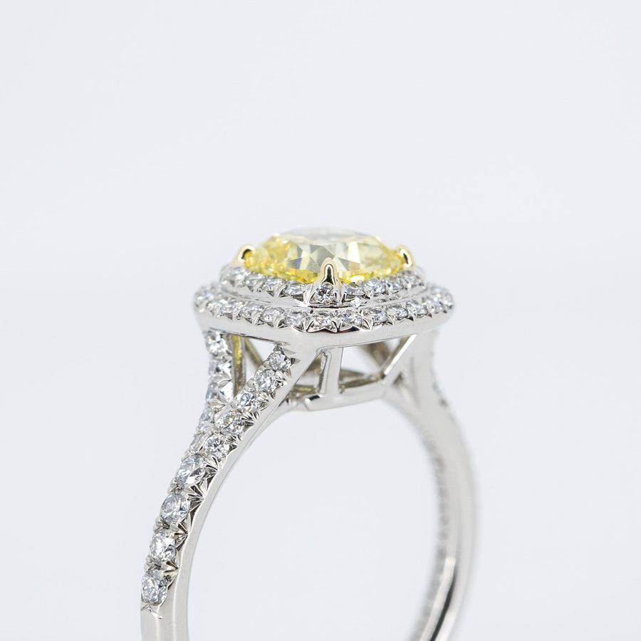 แหวน Tiffany & Co. Tiffany Soleste Cushion-cut with Yellow Diamond 1.09 Carat Halo in Platinum&Yellow Gold (Solitaire Ring) Size 49# (Used) #vrtilrf 6433