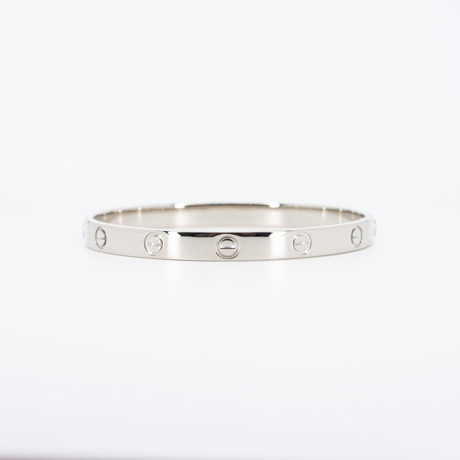 กำไล Cartier Love Bracelet Classic Lock System 18K White Gold Size 18# (Used) #vrca 0754