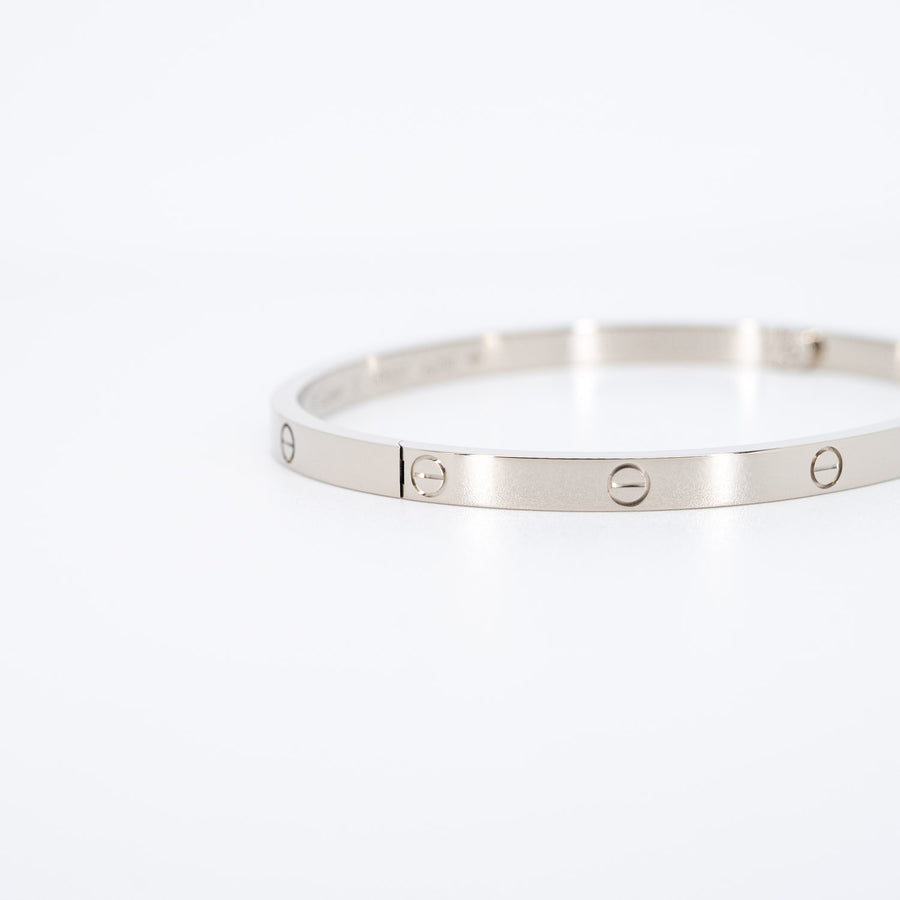 กำไล Cartier Love Bracelet SM 18K White Gold Size 17# (Used) #vrcab 6550