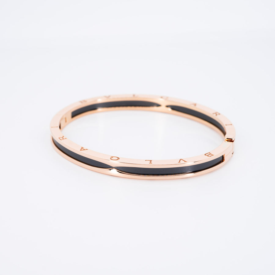 กำไล Bvlgari B.zero1 Bangle Bracelet with Black Ceramic 18K Rose Gold Size M# (Used) #vrbvbim 6580