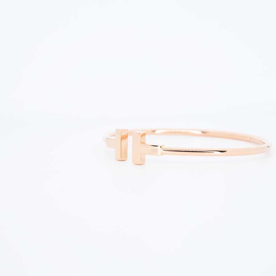 กำไล Tiffany & Co. Tiffany T Wire Bracelet 18K Rose Gold Size S# (Used) #vrti 0784