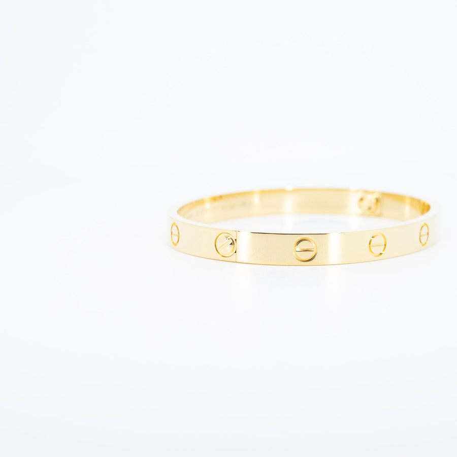 กำไล Cartier Love Bracelet 18K Yellow Gold Size 17# (Used) #vrcab 6804