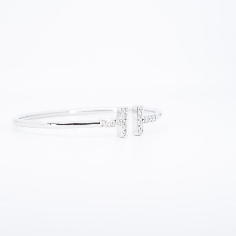 กำไล Tiffany & Co. Tiffany T Diamond Wire Bracelet 18K White Gold Size 14# (Used) #vrtibimt 6832