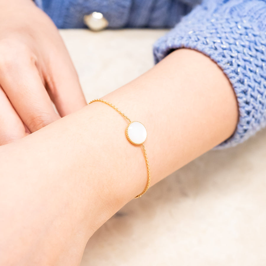 สร้อยข้อมือ Dior Rose des Vents Bracelet, Diamonds and Mother-of-Pearl 18K Yellow Gold Size 15-17.5cm.# (Used) #vrdib 6652
