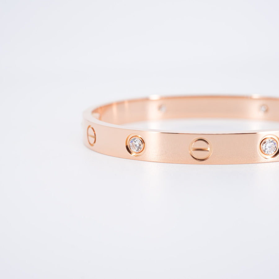 กำไล Cartier Love Bracelet, 4 diamonds 18K Rose Gold Size 15# (Used) #vrcab 6831