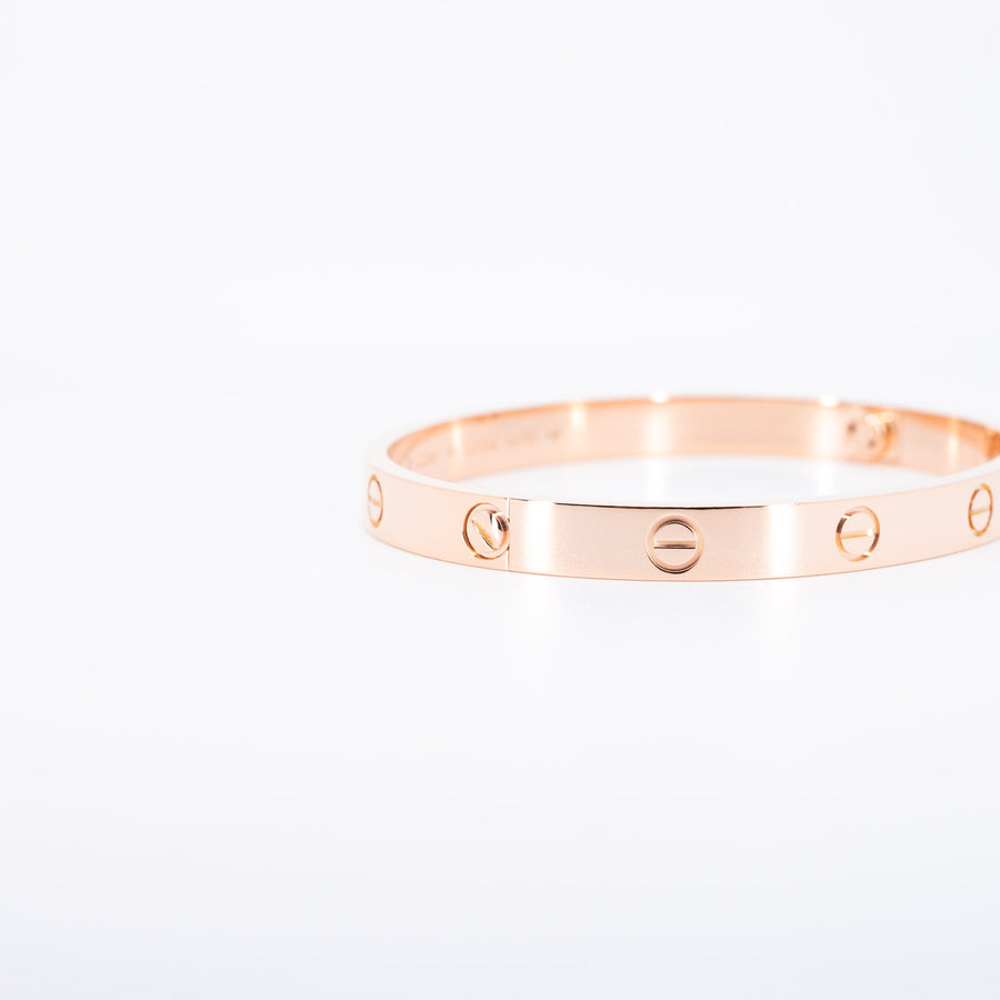 กำไล Cartier Love Bracelet 18K Rose Gold Size 18# (Used) #vrcab 6824