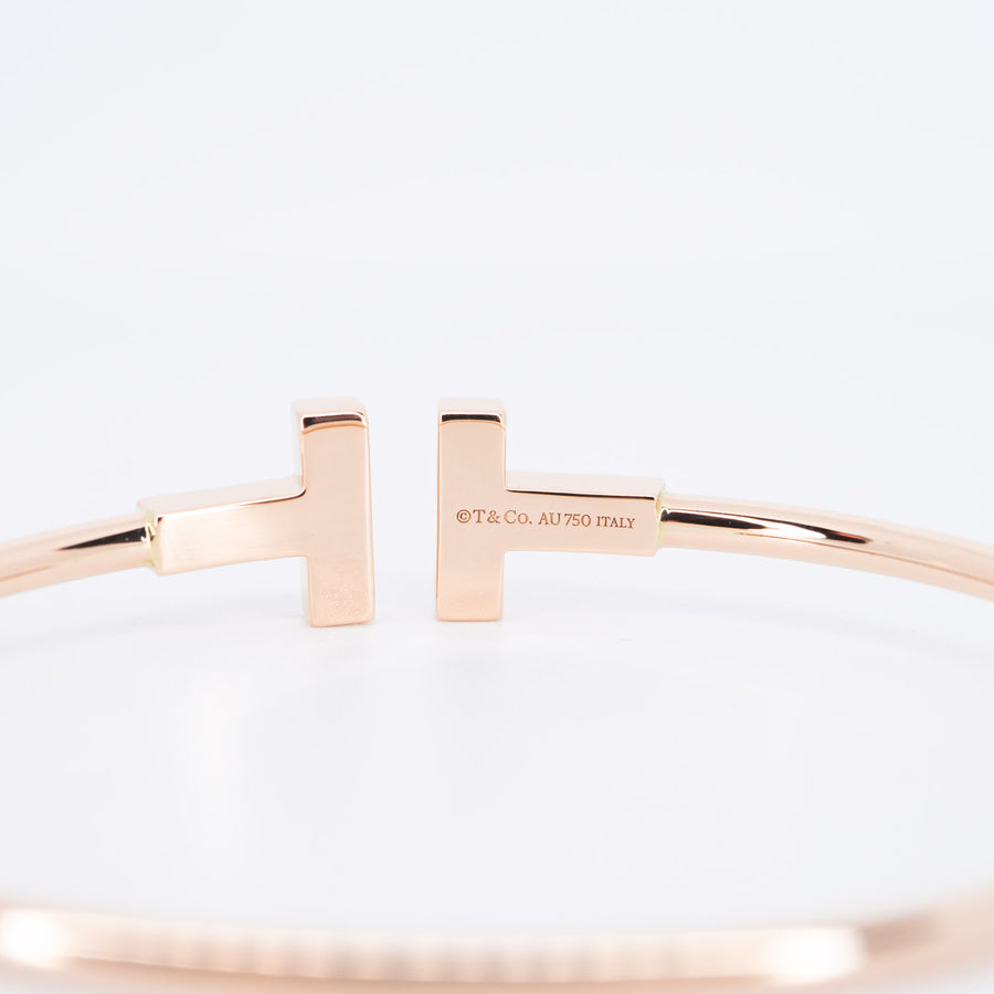 กำไล Tiffany & Co. Tiffany T Diamond Wire Bracelet 18K Rose Gold Size M# (Used) #vrti 0803