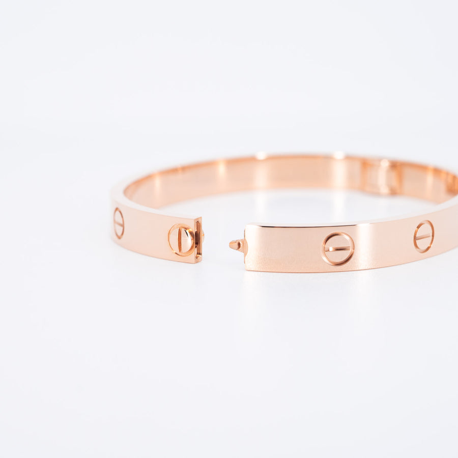 กำไล Cartier Love Bracelet, single-screw closure 18K Rose Gold Size 16# (Used) #vrcan 6885