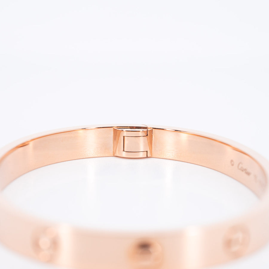 กำไล Cartier Love Bracelet, single-screw closure 18K Rose Gold Size 16# (Used) #vrcan 6885