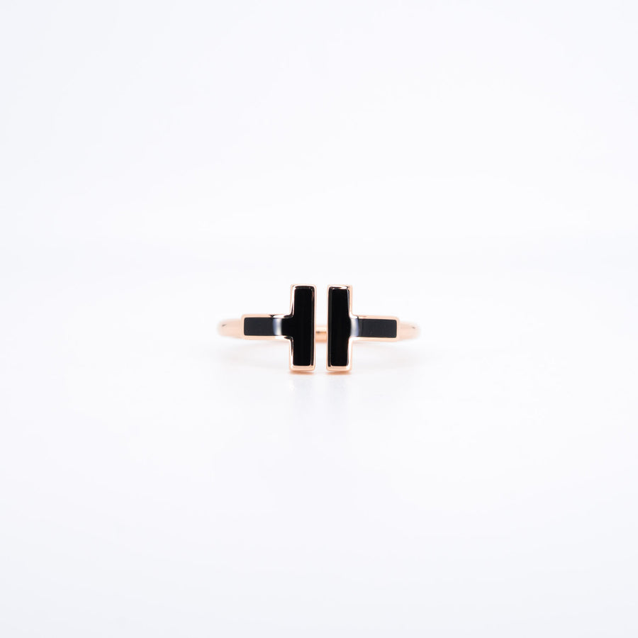 แหวน Tiffany & Co. Tiffany T Black Onyx Wire Ring 18K Rose Gold Size 53# (Used) #vrtirim 6898