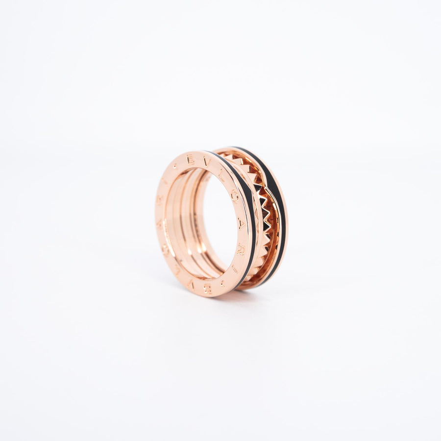 แหวน Bvlgari B.zero1 Rock two-band ring with studded spiral and black ceramic 18K Rose Gold Size 55# (Used) #vrbvrimt 6933