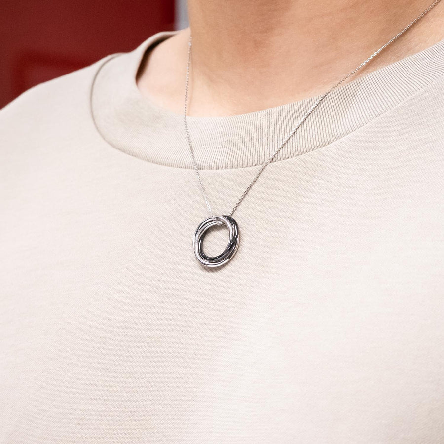 สร้อยและจี้ Cartier Trinity pendant, Ceramic, Diamonds White Gold&Ceramic Size 42-45cm.# (Used) #vrcanl 6940