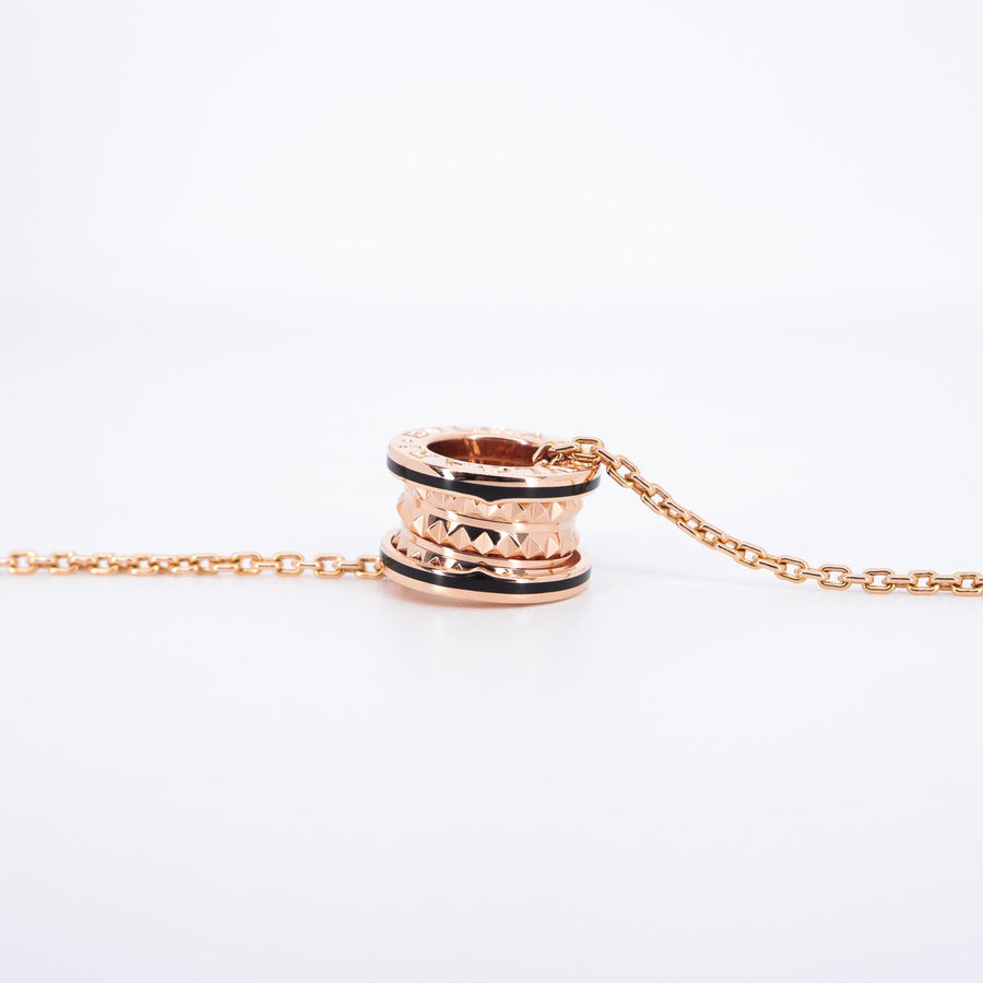 สร้อยและจี้ Bvlgari B.zero1 Rock pendant necklace with studs and black ceramic inserts 18K Rose Gold Size 39/42.5/46cm.# (Used) #vrbvnl 7008