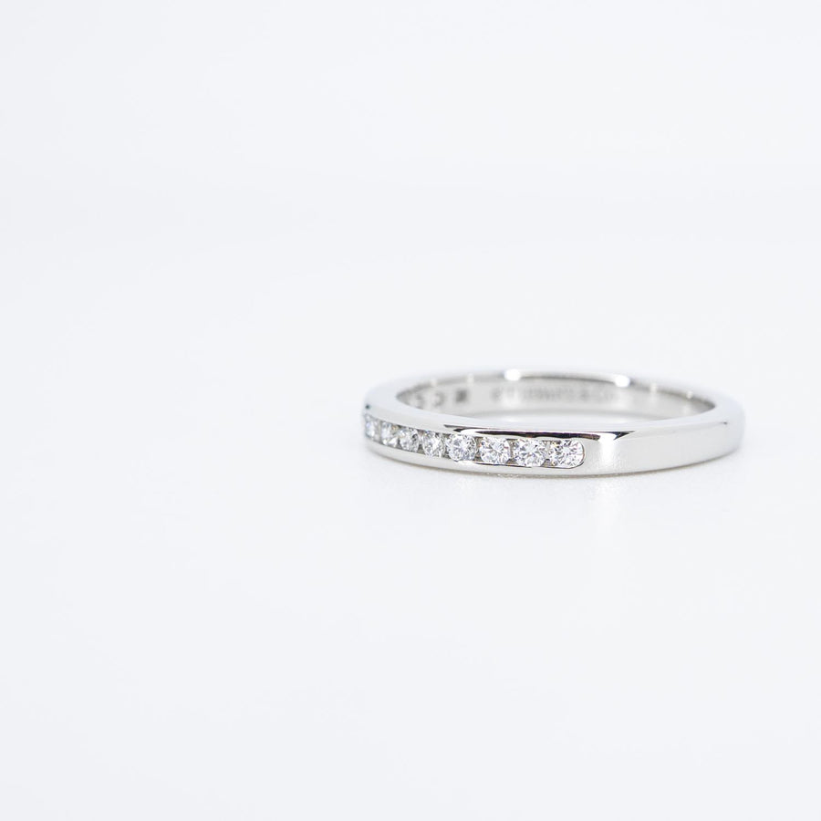 แหวน Tiffany & Co. Tiffany Setting Wedding Band in Platinum with a Half-circle of Diamonds, 2mm. Platinum950 Size 45# (Used) #vrti 0836
