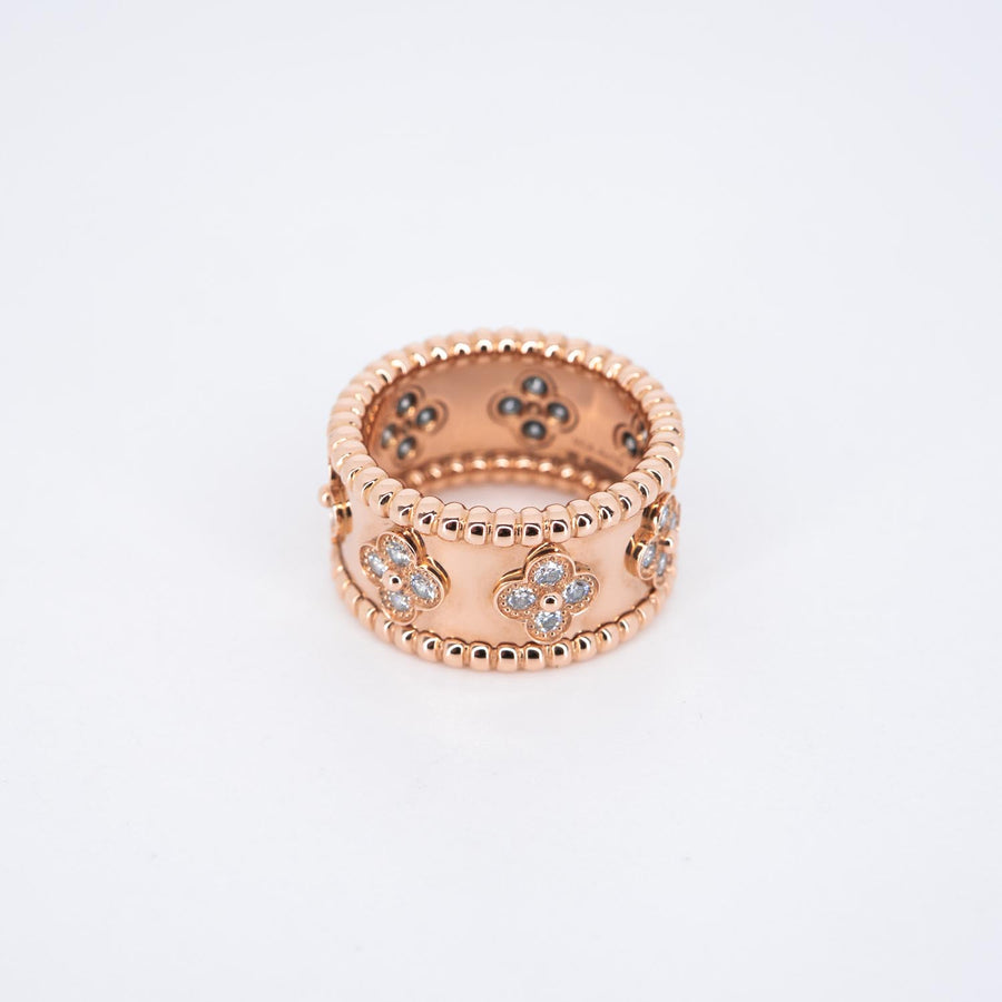 แหวน Van Cleef & Arpels Perlee Clovers Ring, Small Model 18K Rose Gold Size 50# (Used) #vrva 0860