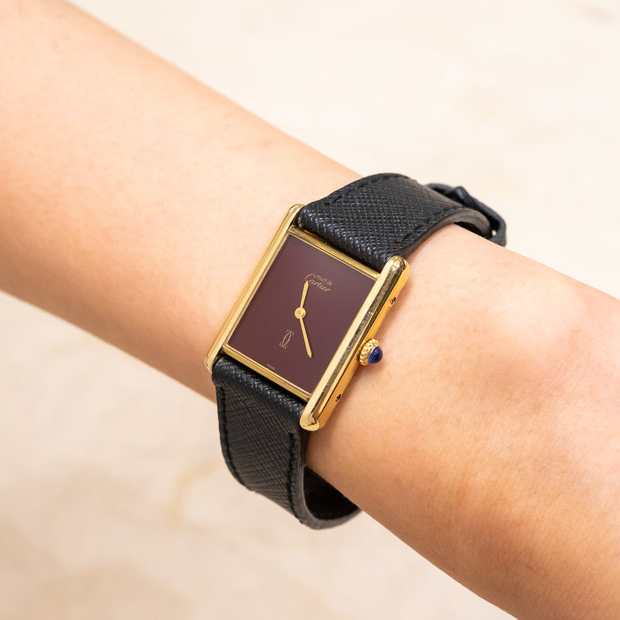 นาฬิกา Cartier Tank vermeil watch, Burgundy dial, 23x30mm. Manual movement Gold Plated Size L# (Used) #vrcawimt 6891