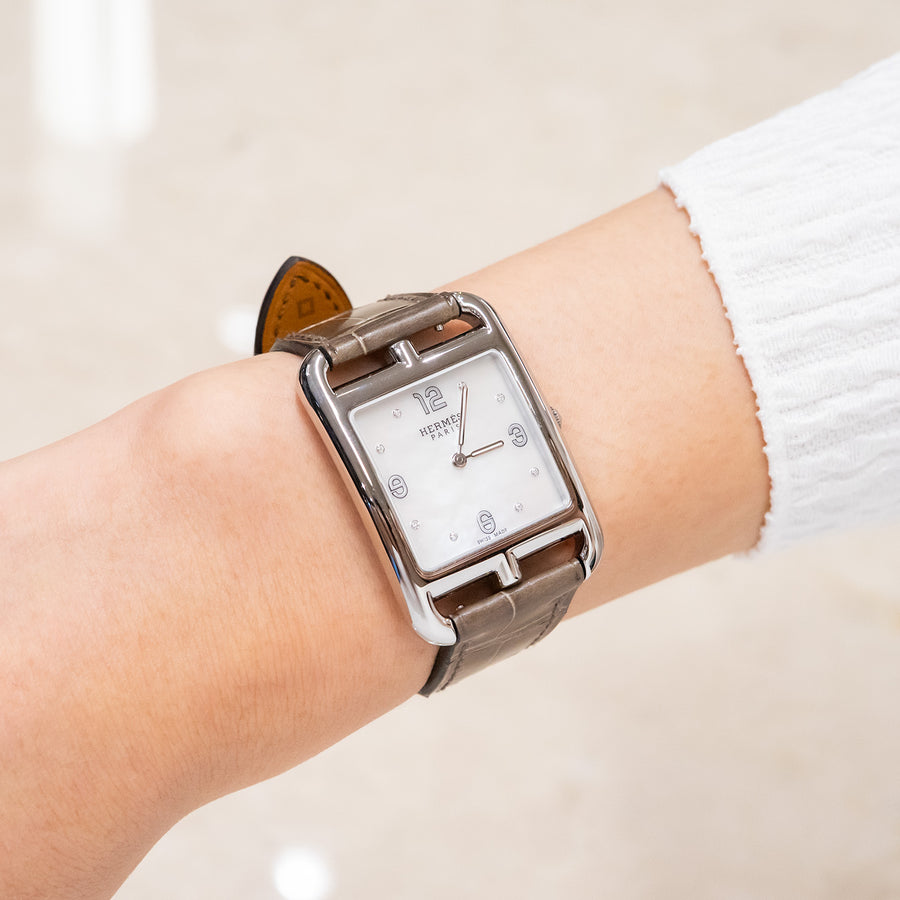 นาฬิกา Hermes Cape Cod watch, Large model, Stainless Steel Size 37mm.# (Used) #vrhe 0901