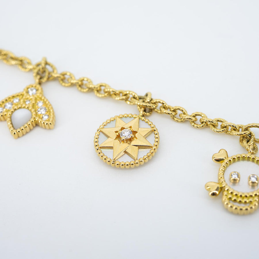สร้อยข้อมือ Dior Dior Rose des Vents Bracelet, Mother of pearl, Diamonds 18K Yellow Gold Size 17cm.# (Used) #vrdi 1065