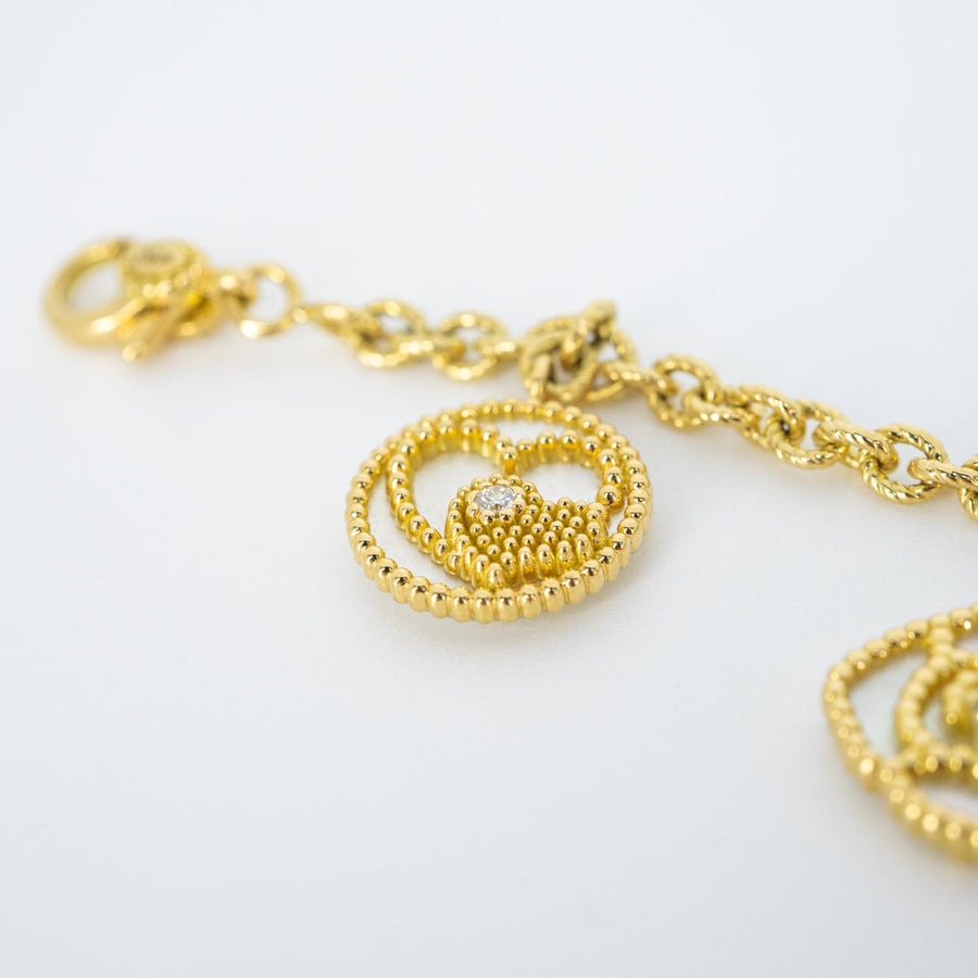 สร้อยข้อมือ Dior Dior Rose des Vents Bracelet, Mother of pearl, Diamonds 18K Yellow Gold Size 17cm.# (Used) #vrdi 1065