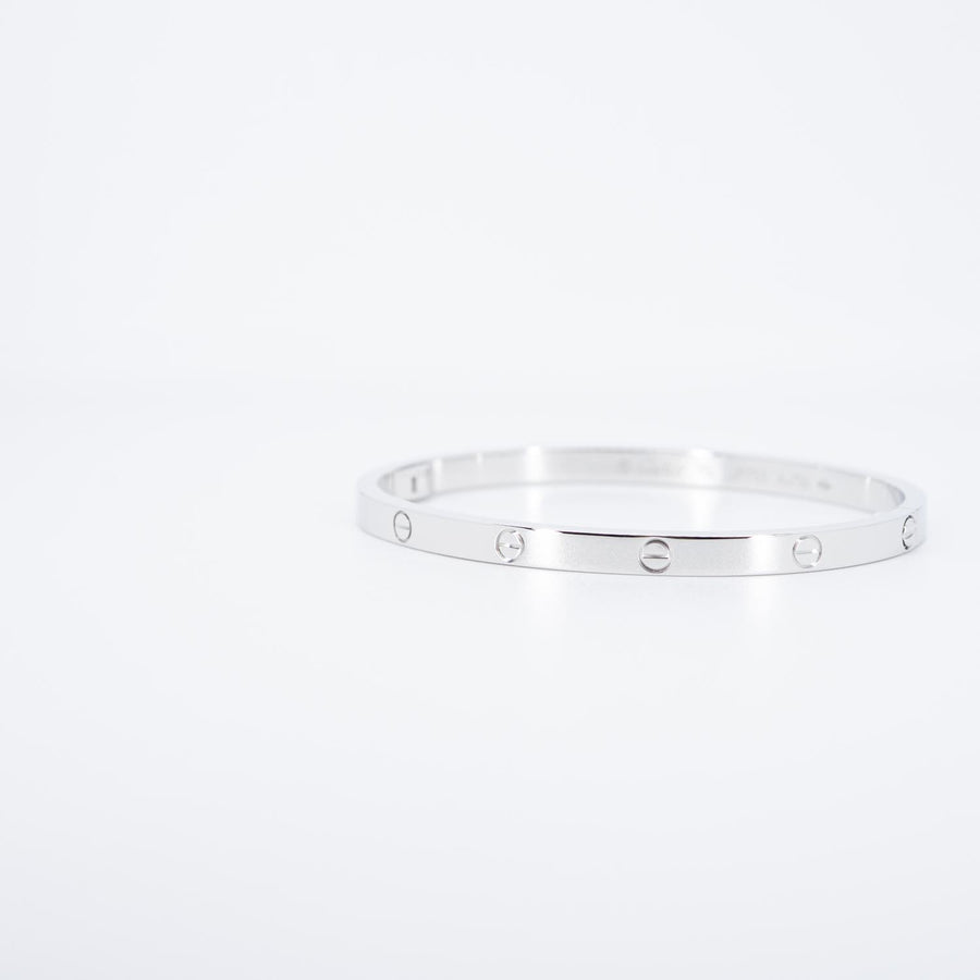 **Hold k.coke** กำไลข้อมือ Cartier Love Bracelet small model 18K White Gold Size 15# (Used) #vrcab 7145