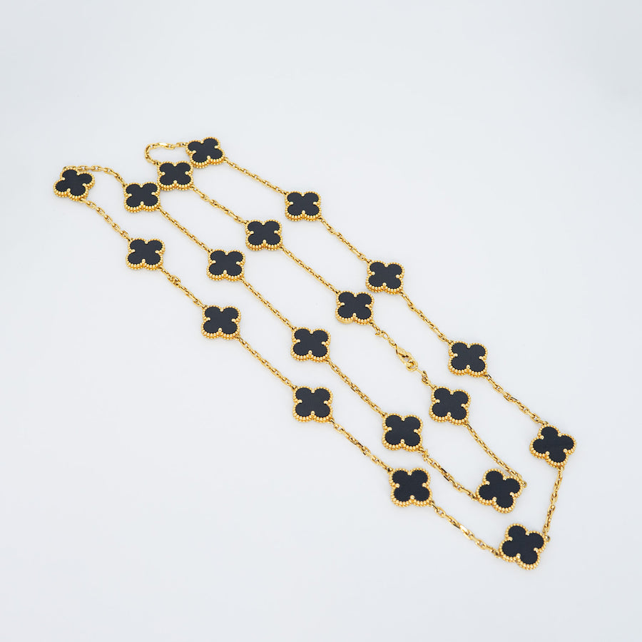 สร้อยคอ Van Cleef & Arpels Vintage Alhambra long necklace, 20 motifs, Onyx 18K Yellow Gold Size 85cm.# (Used) #vrva 0926