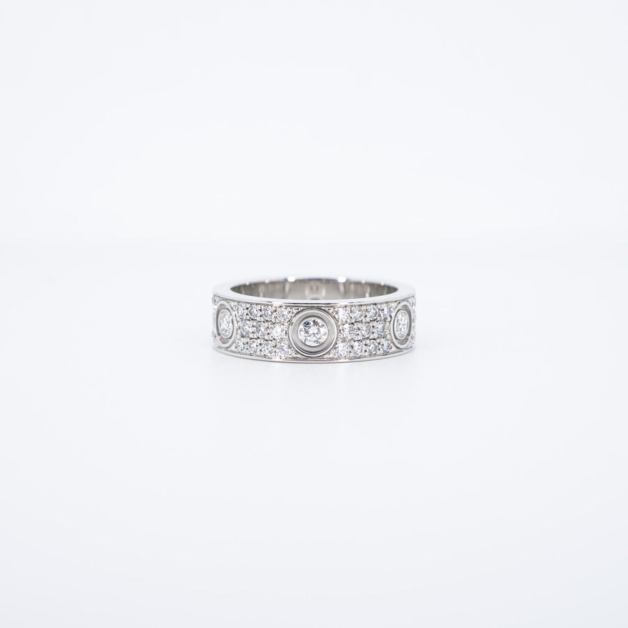 แหวน Cartier Love ring, classic model, paved, 6 diamonds 18K White Gold Size 58# (Used) #vrcarHIT 7311