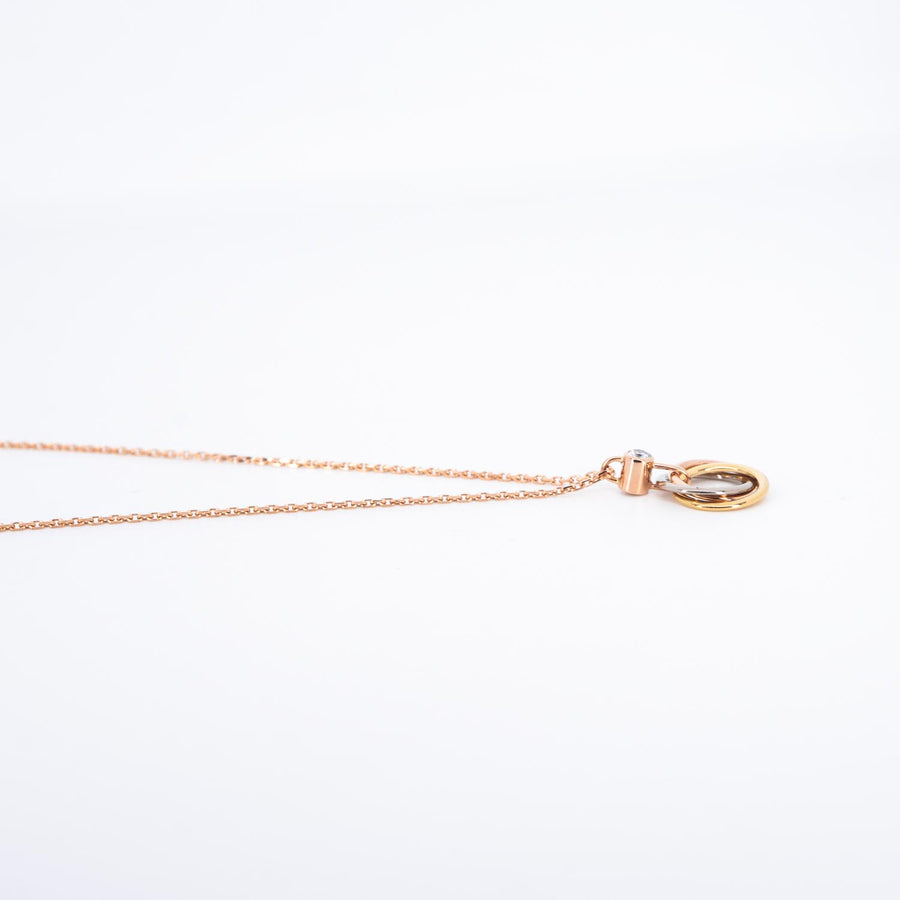 สร้อยและจี้ Cartier Trinity pendant, 1 diamond 18K 3 Colors Size 38-40.5cm.# (Used) #vrcanlimt 7312