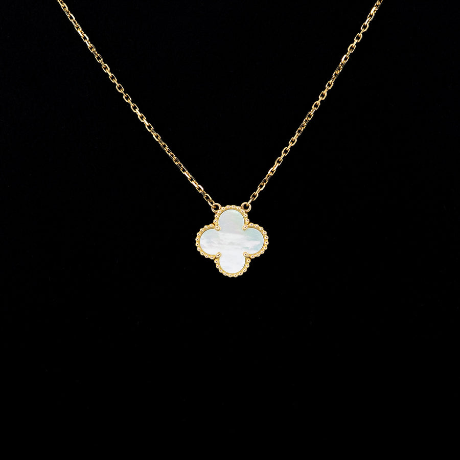สร้อยและจี้ Van Cleef & Arpels Vintage Alhambra pendant, Mother-of-Pearl 18K Yellow Gold Size 37.5-42cm.# (Used) #vrvanl 7305