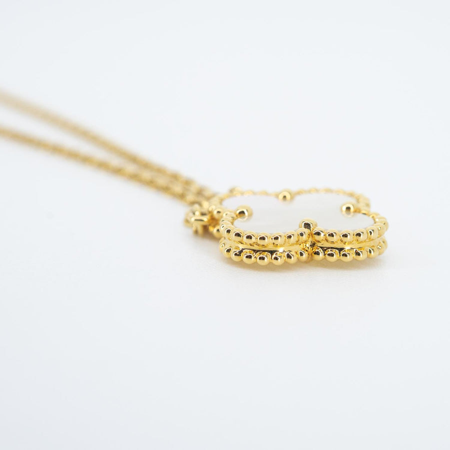 สร้อยและจี้ Van Cleef & Arpels Vintage Alhambra pendant, Mother-of-Pearl 18K Yellow Gold Size 37.5-42cm.# (Used) #vrvanl 7305