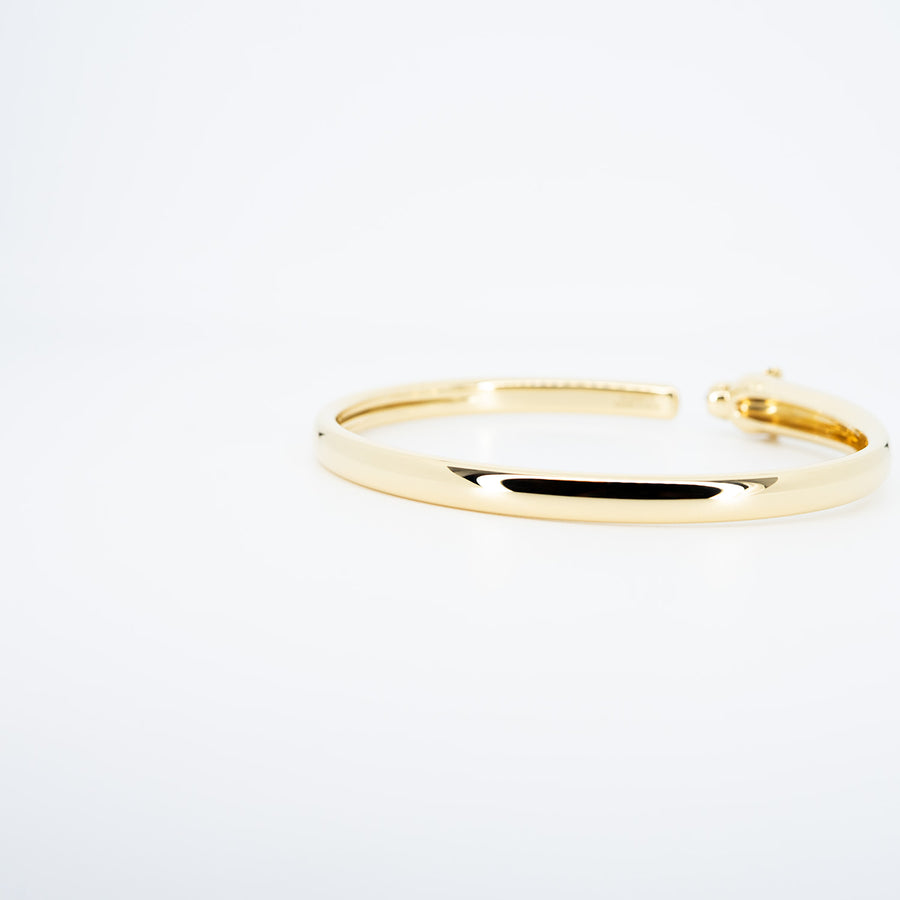 กำไลข้อมือ Cartier Panthere de Cartier bracelet, onyx, set with 2 tsavorite garnets 18K Yellow Gold Size 17# (Used) #vrcab 7303
