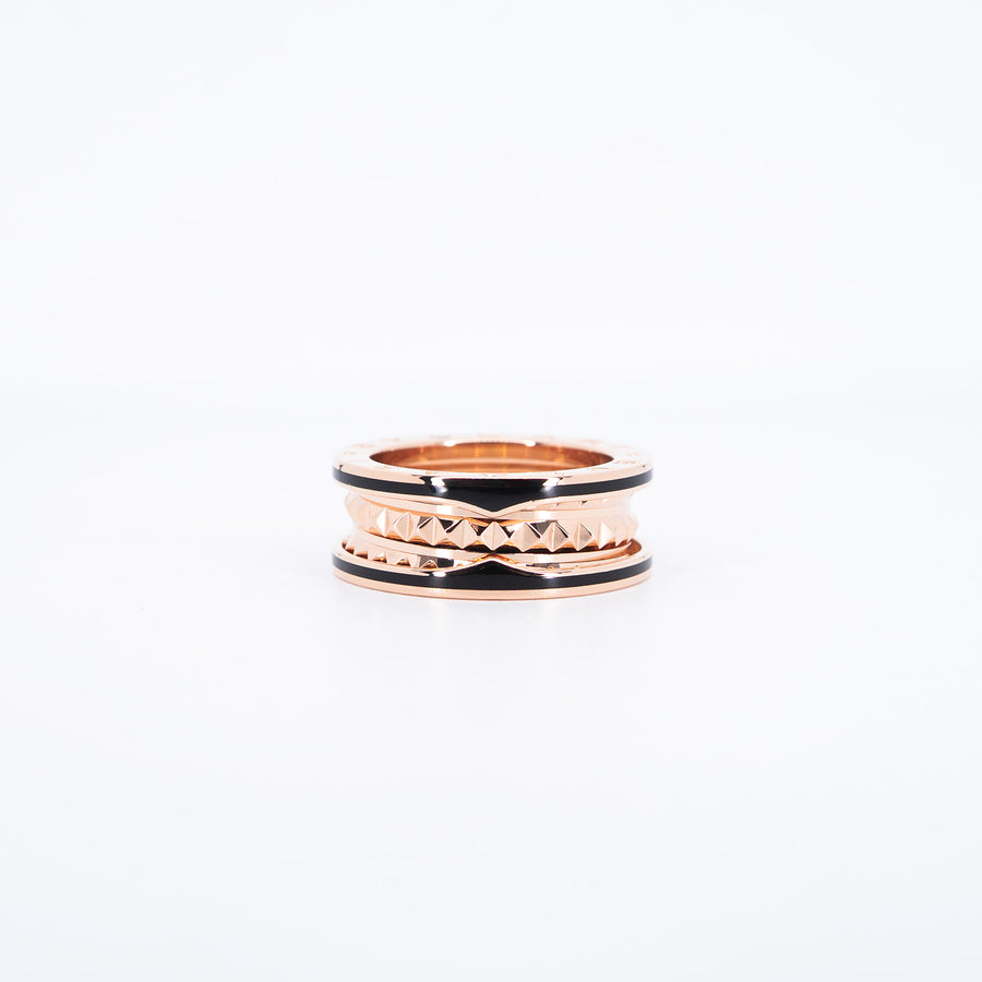 แหวน Bvlgari B.zero1 Rock two-band ring with studded spiral and black ceramic 18K Rose Gold (รอย) Size 53# (Used) #vrbvr 6924