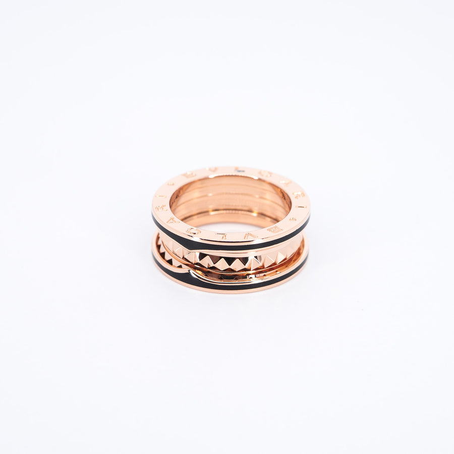 แหวน Bvlgari B.zero1 Rock two-band ring with studded spiral and black ceramic 18K Rose Gold (รอย) Size 53# (Used) #vrbvr 6924