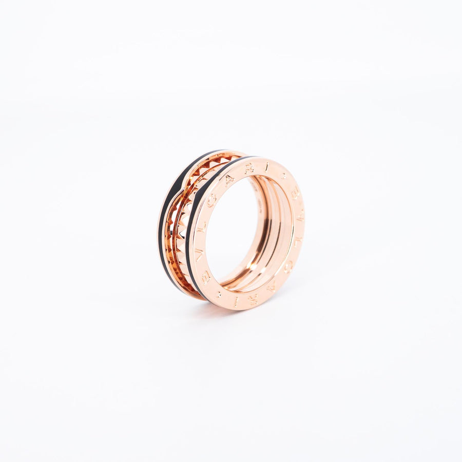 แหวน Bvlgari B.zero1 Rock two-band ring with studded spiral and black ceramic 18K Rose Gold (รอย) Size 55# (Used) #vrbvr 7075